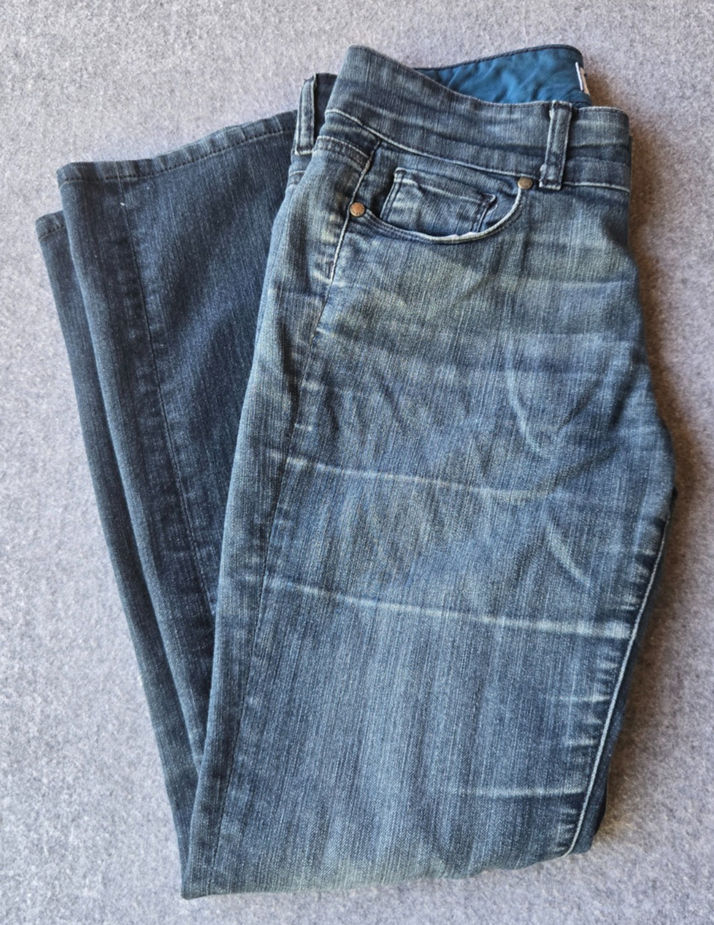 Paige Women's Jeans Hidden Hills Straight Med Wash Low-Rise Size 28 (30x28)